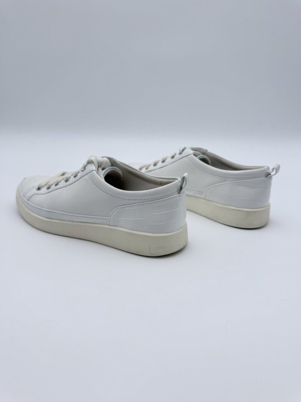 Vionic Women’s Winny White Leather Croc Embossed Platform Sneakers Sz 8.5 - Picture 3 of 9